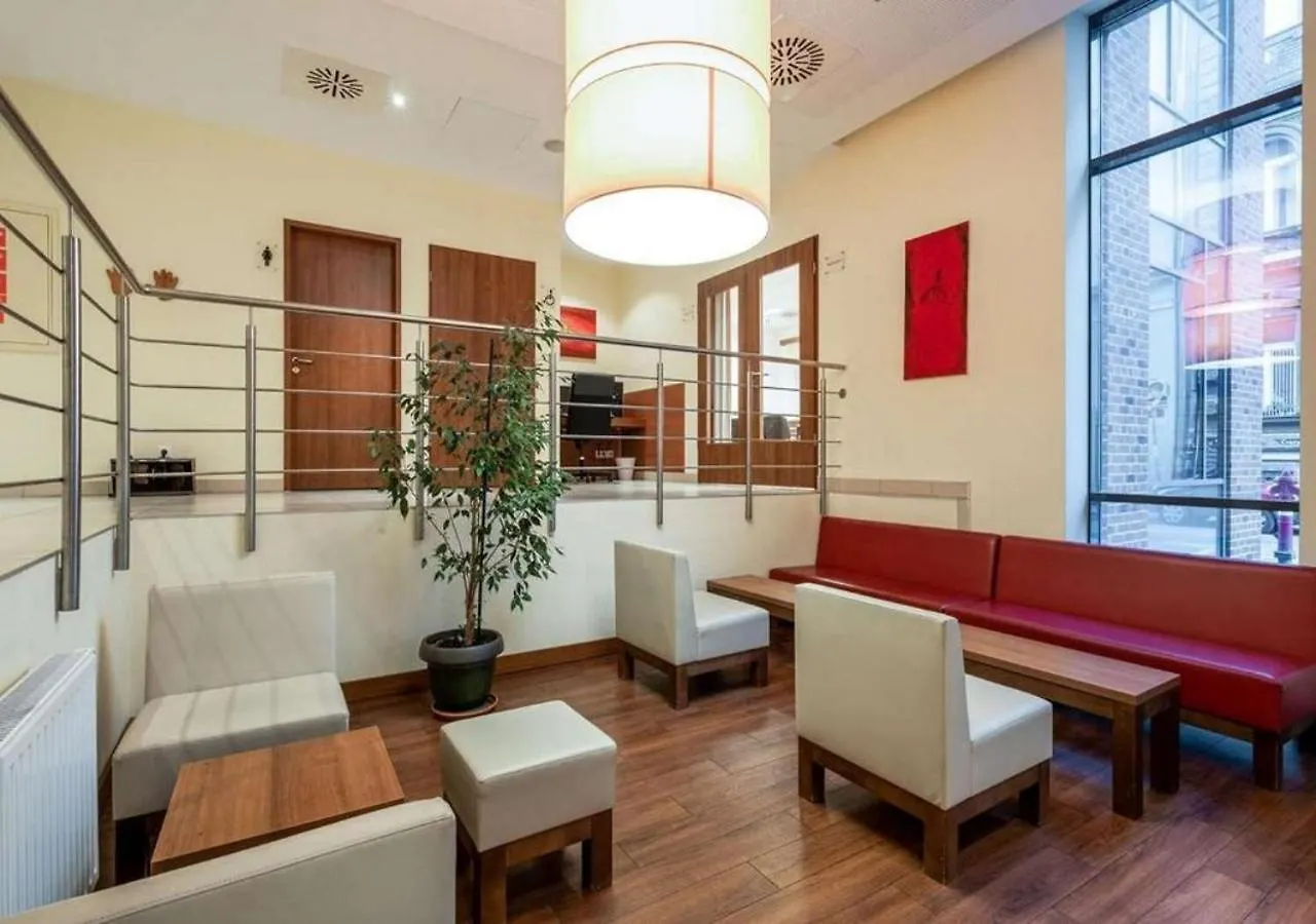 Nexto Dormero Hotel Budapeste 4*,