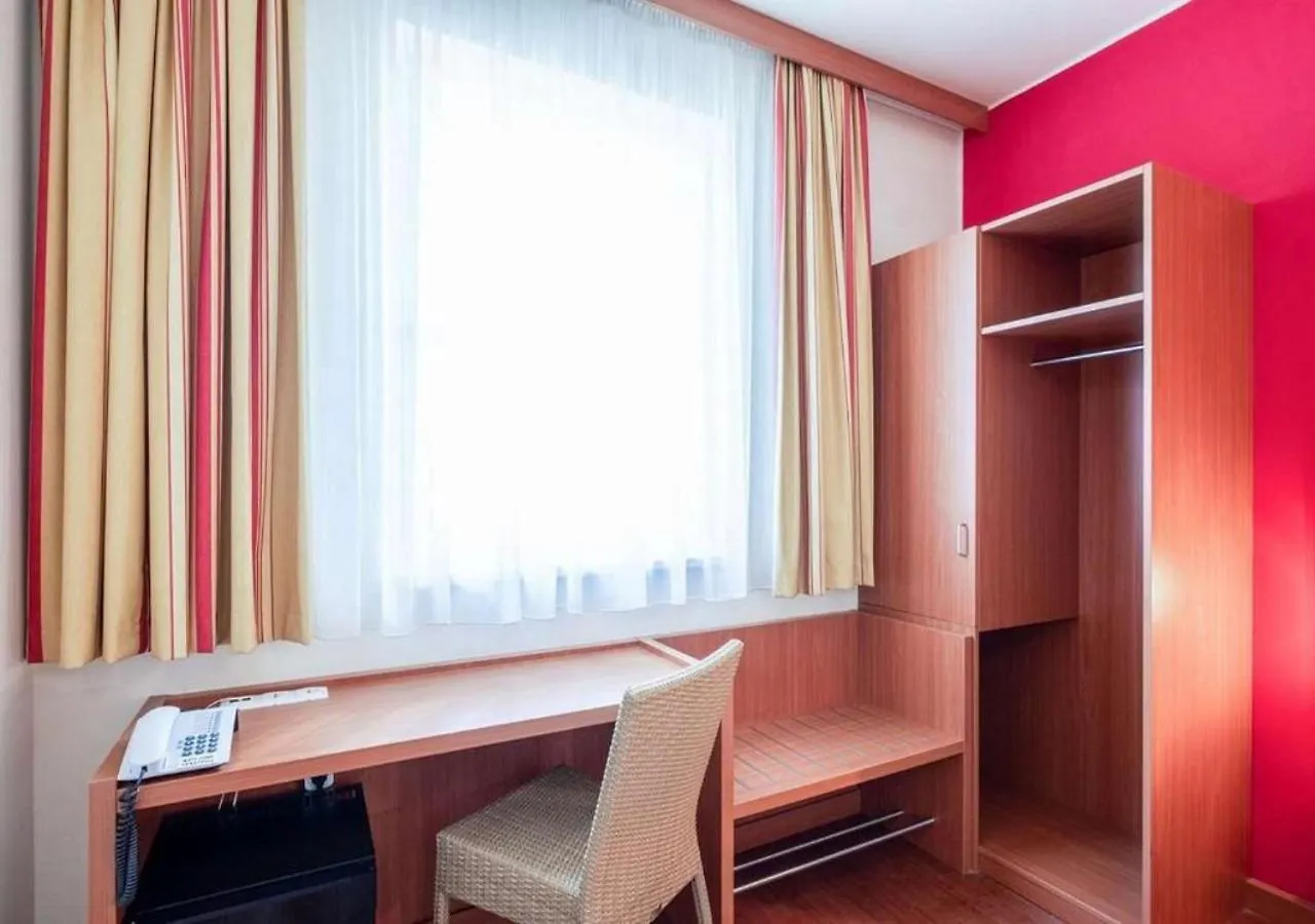 Nexto Dormero Hotel Budapeste 4*,