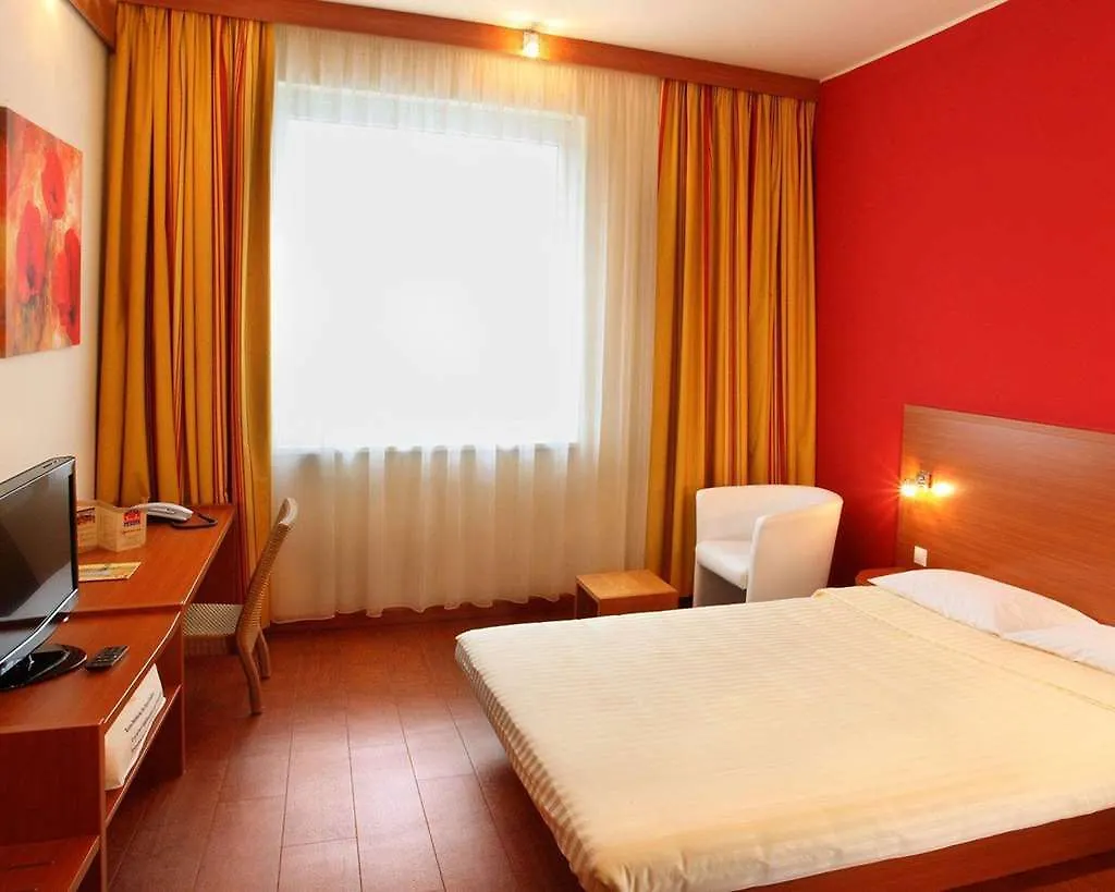 Nexto Dormero Hotel Budapeste 4*,
