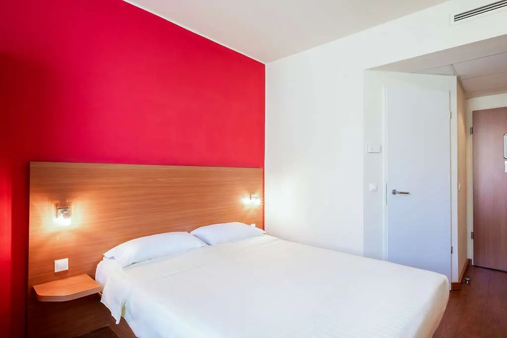 Nexto Dormero Hotel Budapeste 4*,